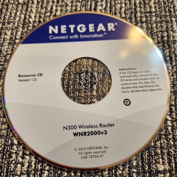 NETGEAR N300 Wireless Router CD - Gray - Picture 1 of 1